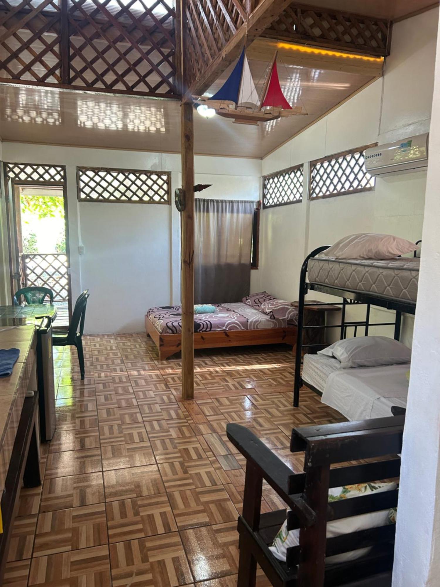 Ballena Oasis Homes & Glamping 乌维塔 外观 照片