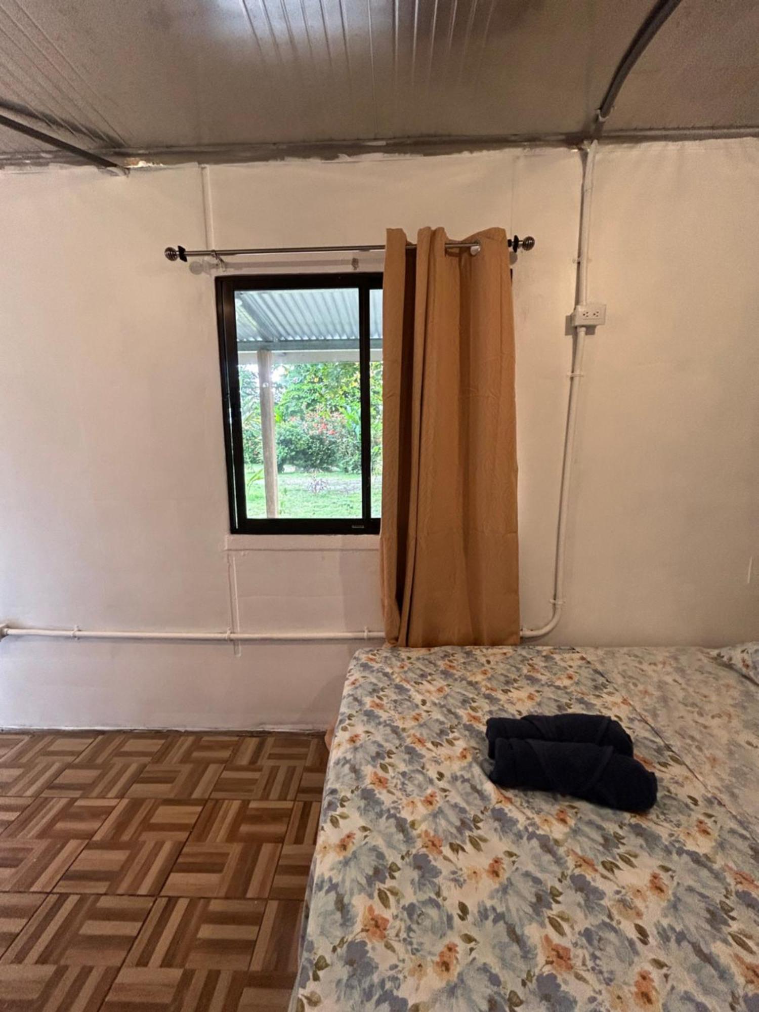 Ballena Oasis Homes & Glamping 乌维塔 外观 照片