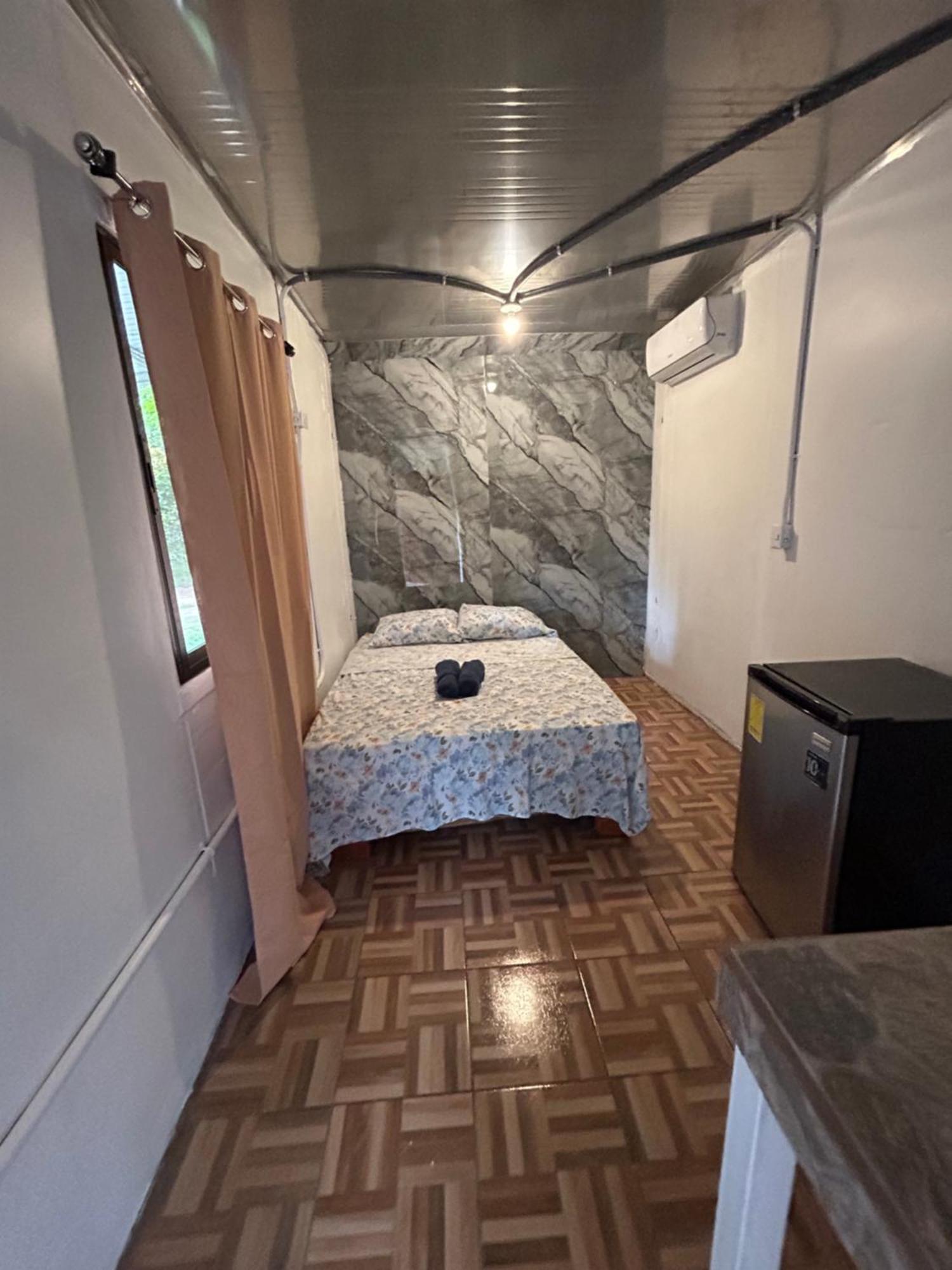Ballena Oasis Homes & Glamping 乌维塔 外观 照片