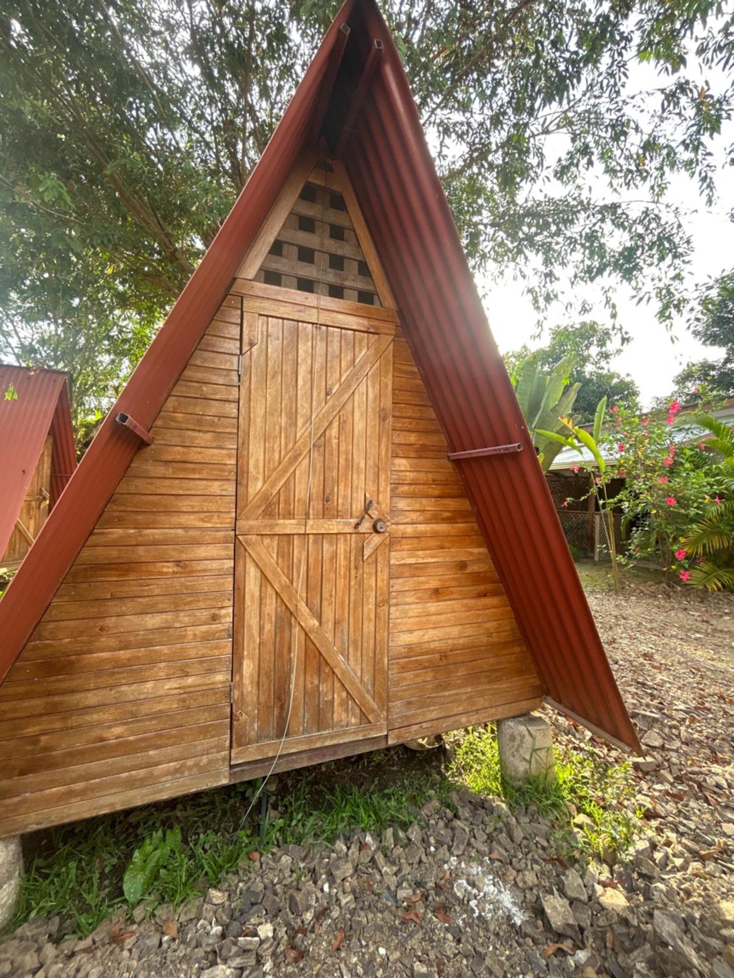 Ballena Oasis Homes & Glamping 乌维塔 外观 照片