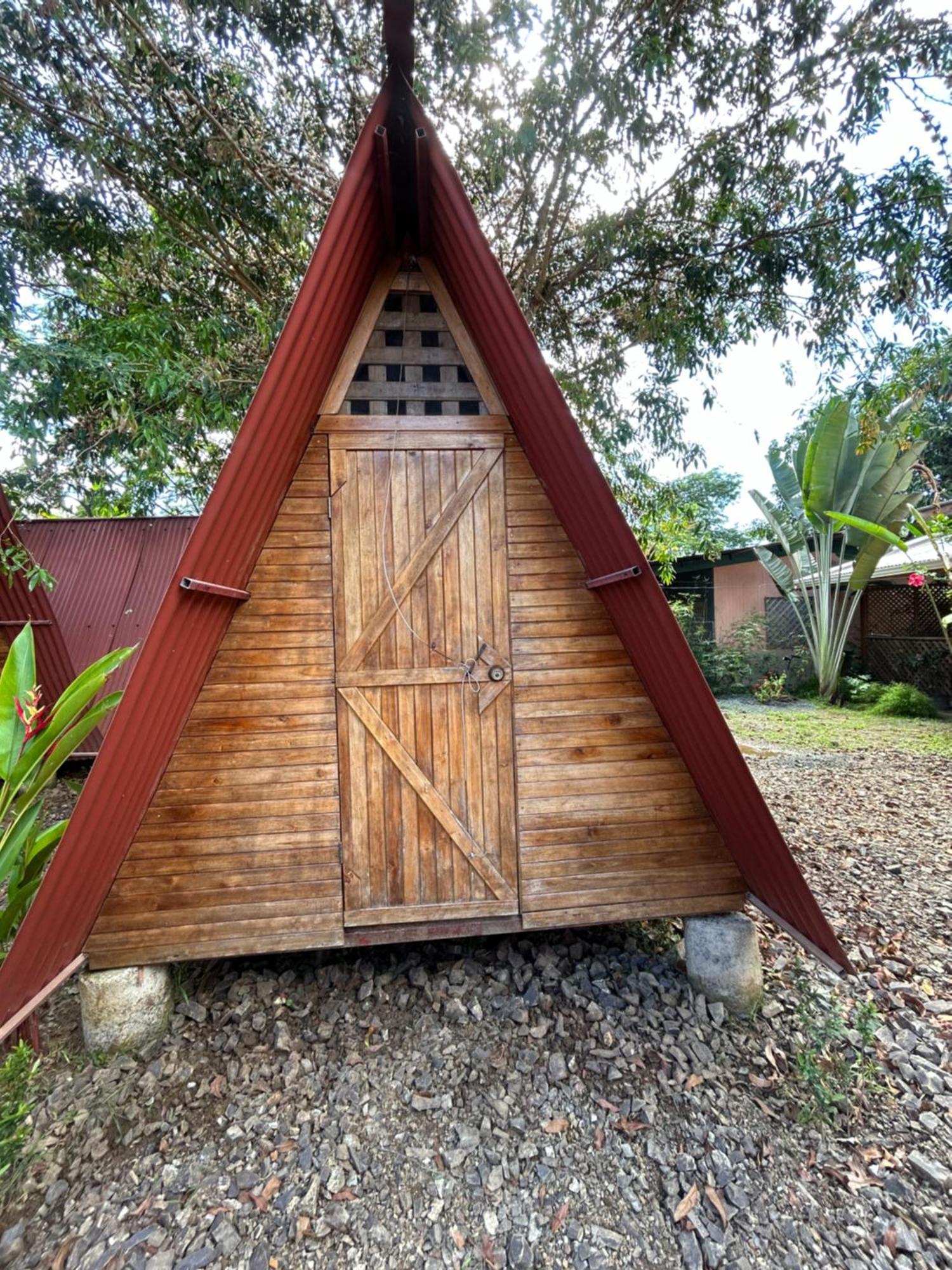 Ballena Oasis Homes & Glamping 乌维塔 外观 照片